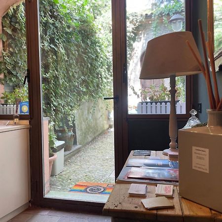Le Camere Di Bsuites Affittacamere Parma Exterior photo