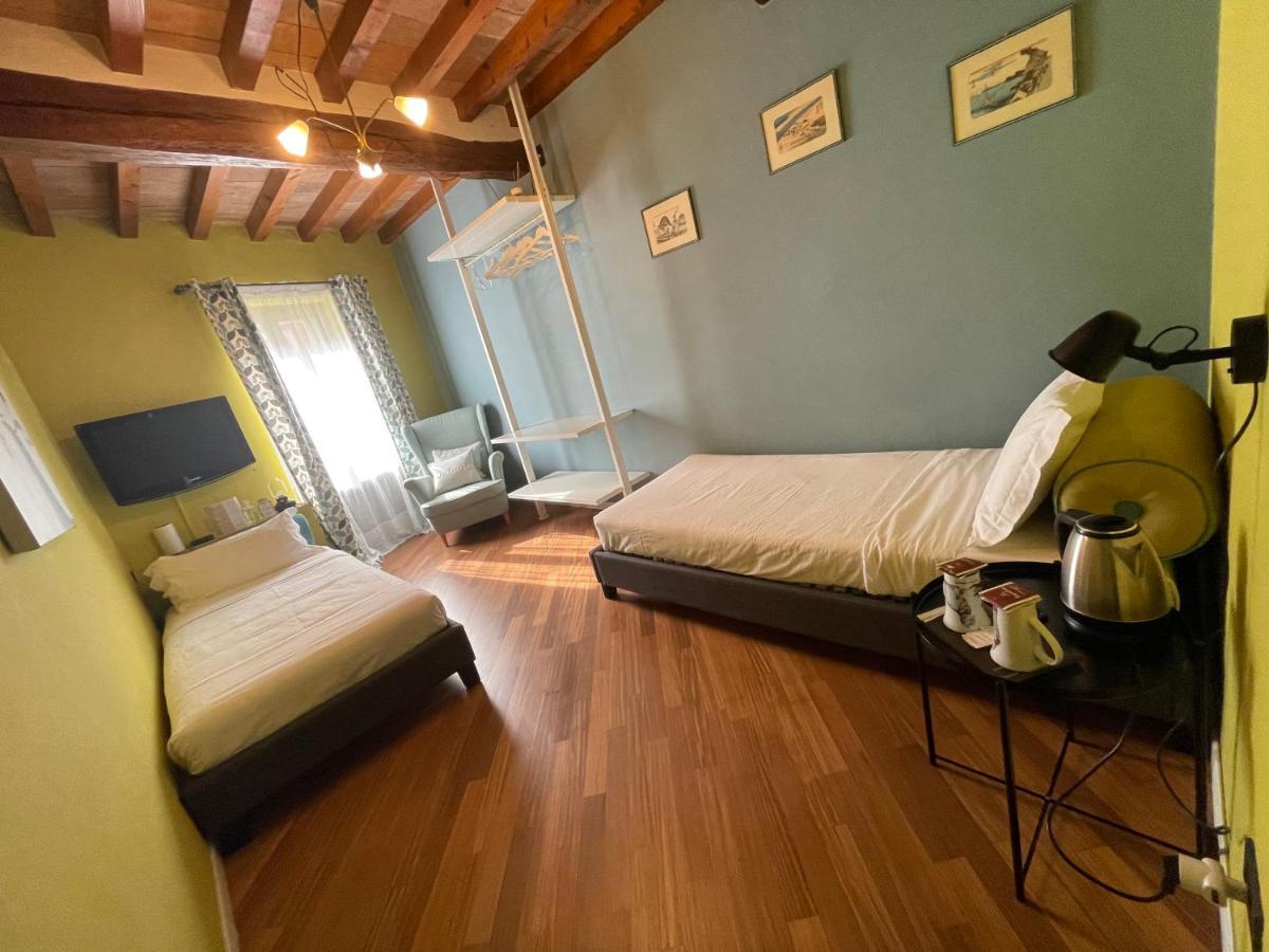 Le Camere Di Bsuites Affittacamere Parma Exterior photo