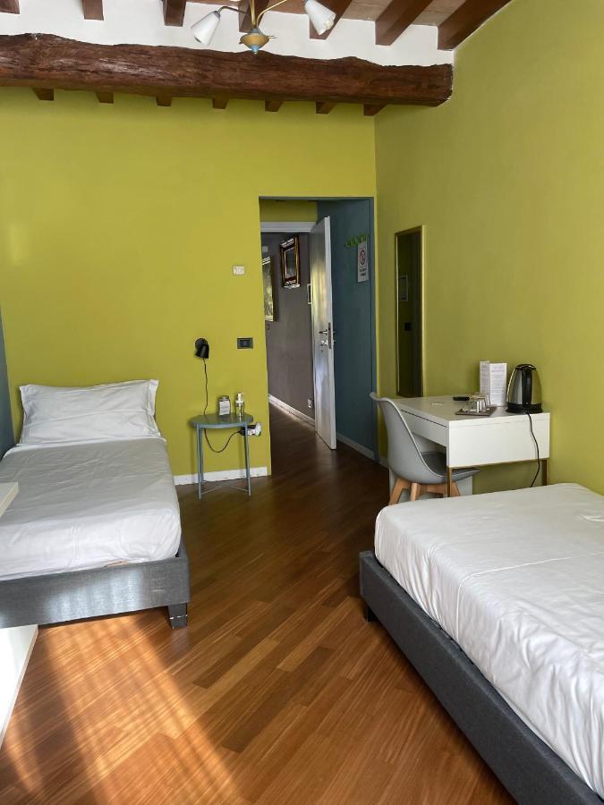 Le Camere Di Bsuites Affittacamere Parma Exterior photo