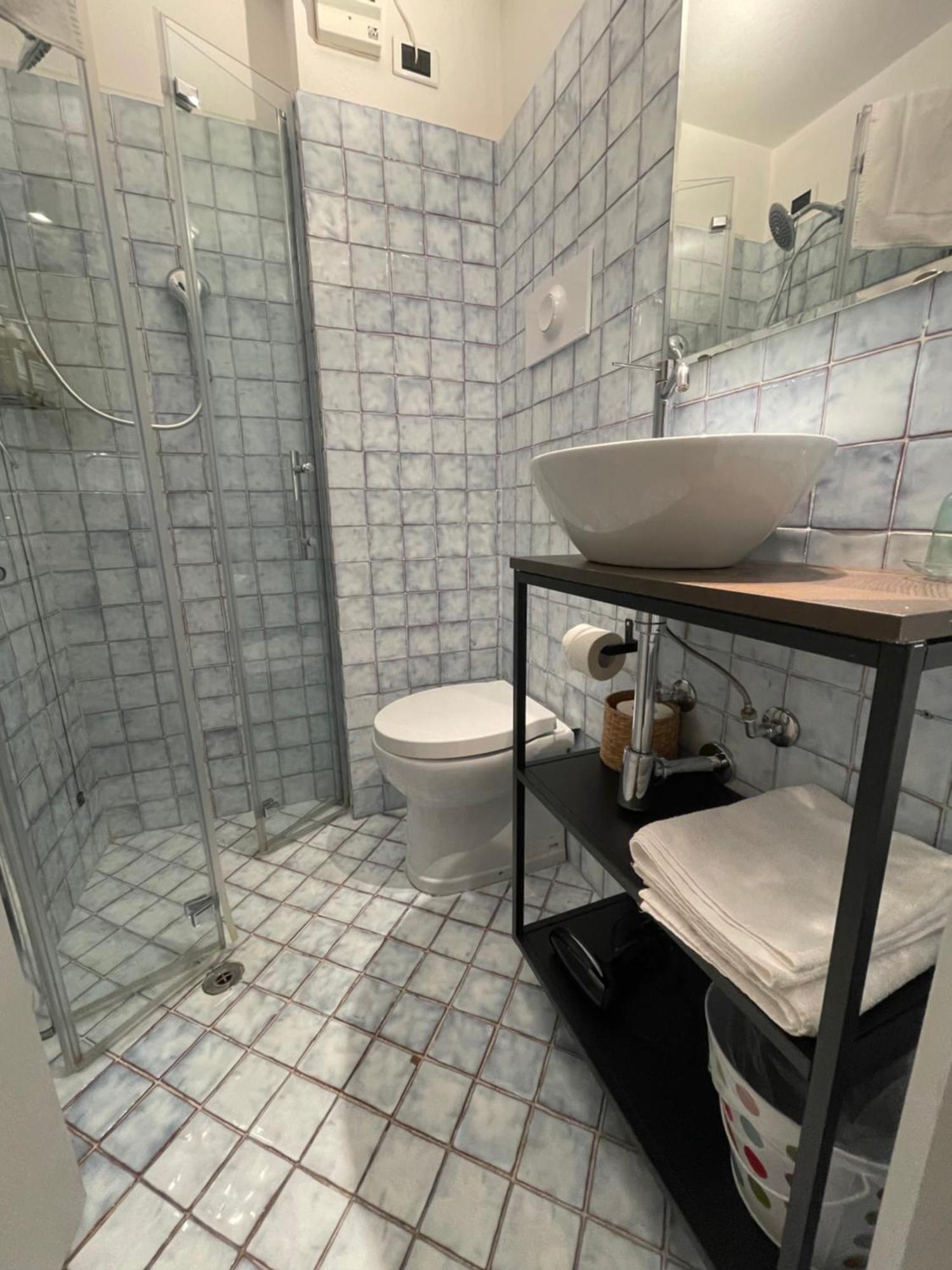 Le Camere Di Bsuites Affittacamere Parma Exterior photo